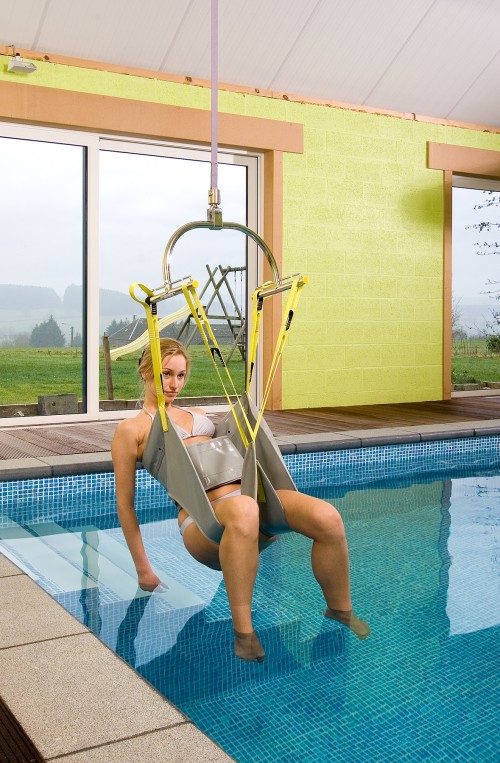 Ceiling motor as pool lift HandiMove