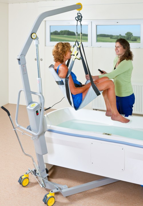 Handi-Move - Access to the tub - Bath seat - enjoy your bath in comfort - Classic spreader bar , Mobile hoist 1640 , Bath seat PVC