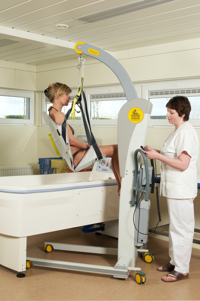 Mobile hoist 2600 (Victor) ; Bath seat PVC Mobile hoist 2600 (Victor) ; Bath seat PVC - Handi-Move Patient lift hoist