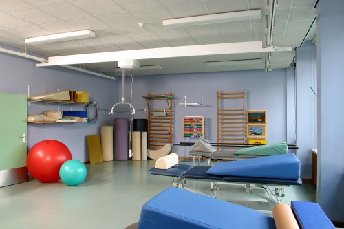 Transverse rails, Ceiling track installations Transverse rails, Ceiling track installations