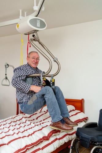 Ceiling lift - independent use ; Ceiling track rails ; Handi-Move Body Support® - Handi-Move Patient lift hoist