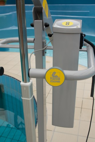 Mobile pool lift  - Handi-Move Patient lift hoist