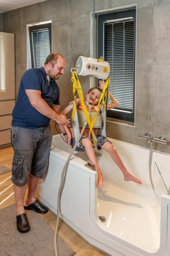 Portable ceiling hoist with "tarzan" system - Handi-Move Patient lift hoist