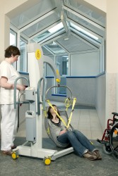 Mobile hoist '2600' (Victor) - Handi-Move Patient lift hoist