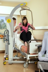 Mobile hoist 2600 (Victor) ; Handi-Move Body Support® - Handi-Move Patient lift hoist