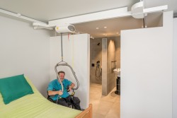 Electric traverse rail - Handi-Move Patient lift hoist