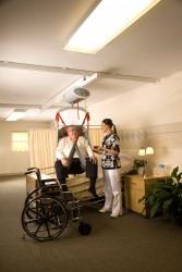 Ceiling motor ; Ceiling track rail  ; XXL slings - Handi-Move Patient lift hoist