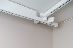 Ceiling track installations ; Traverse Rail - Handi-Move Patient lift hoist