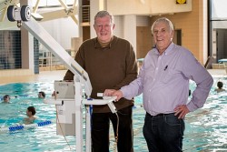 Lifting systems ; Pool lifts - Handi-Move Patient lift hoist Lifting systems ; Pool lifts - Handi-Move Patient lift hoist